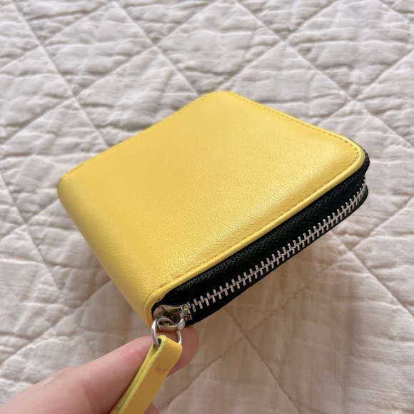 NEW Looney Tunes Tweety Bird Wallet - Picture 5 of 6